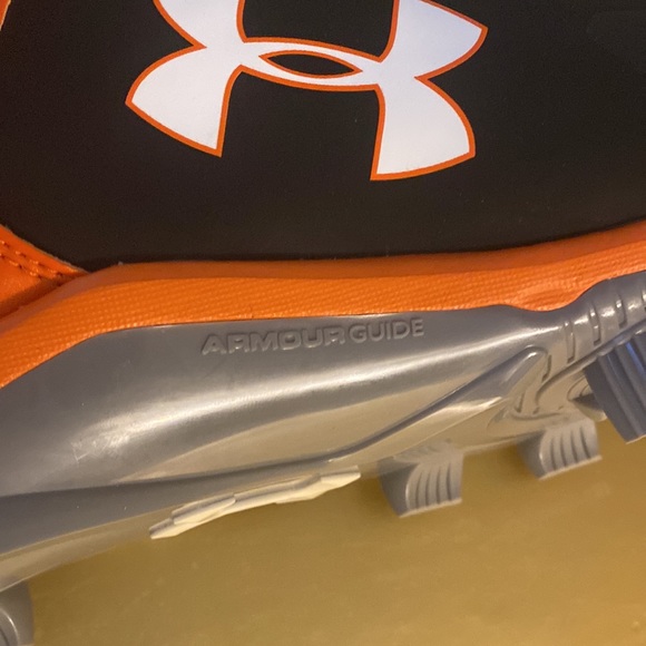 Men’s Under Armour Baseball Cleats Clutch Fit Black/Orange US15 New W/O Orig Box - Picture 6 of 15